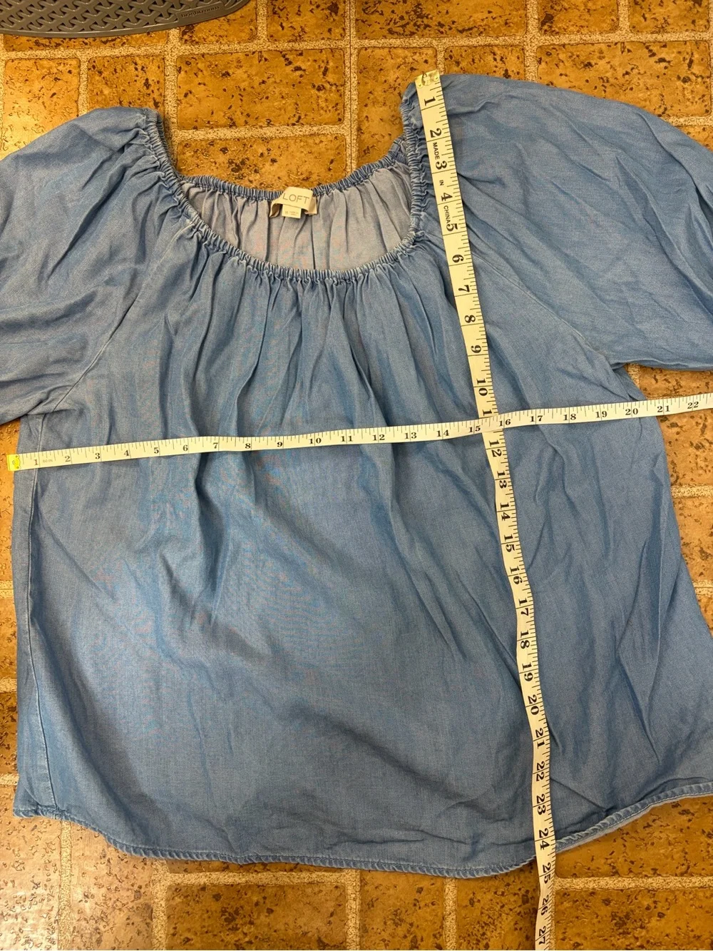 Ann Taylor LOFT Chambray Puff Sleeve Top